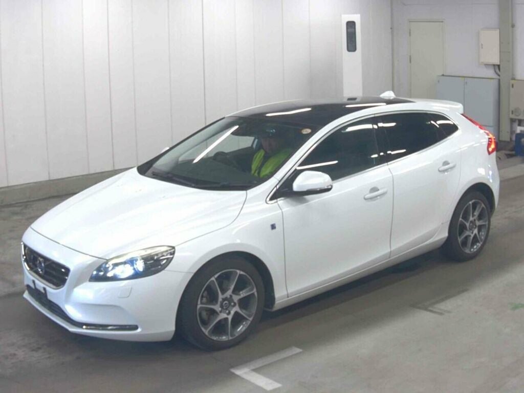Volvo V40 T4 Se Lux Nav #2