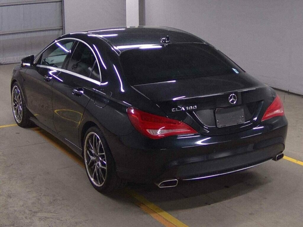 Mercedes-Benz CLA Class Cla180 Sport Black #4