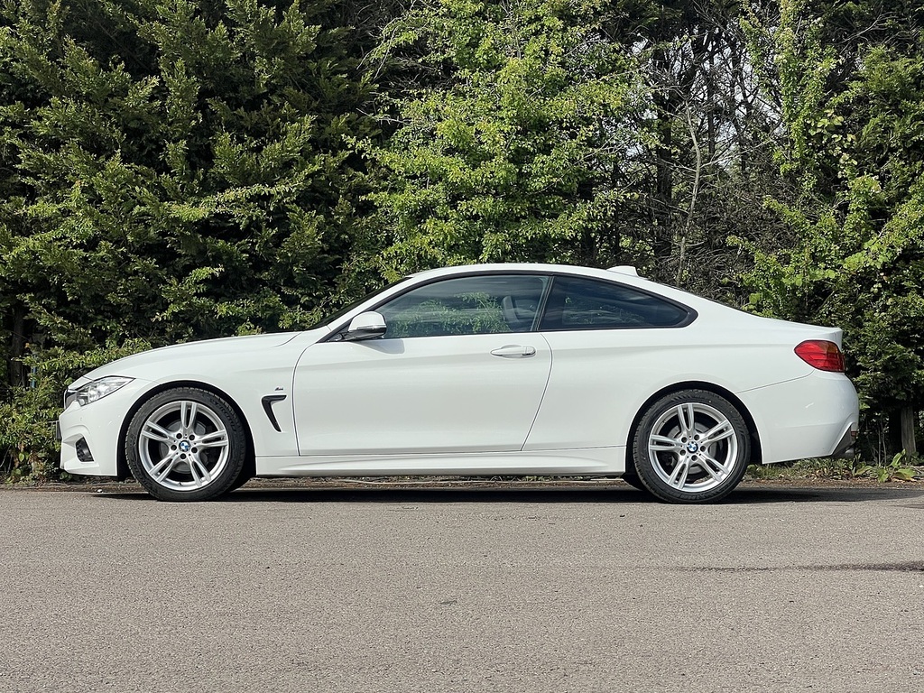 BMW 4 Series 420D M Sport WO16ONX White #5