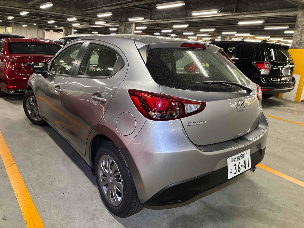 Mazda 2 Se-l #5