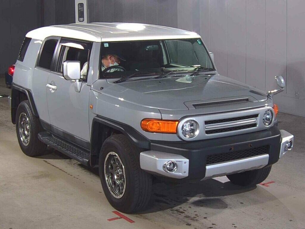 Toyota FJ Cruiser Offroad Package Grey