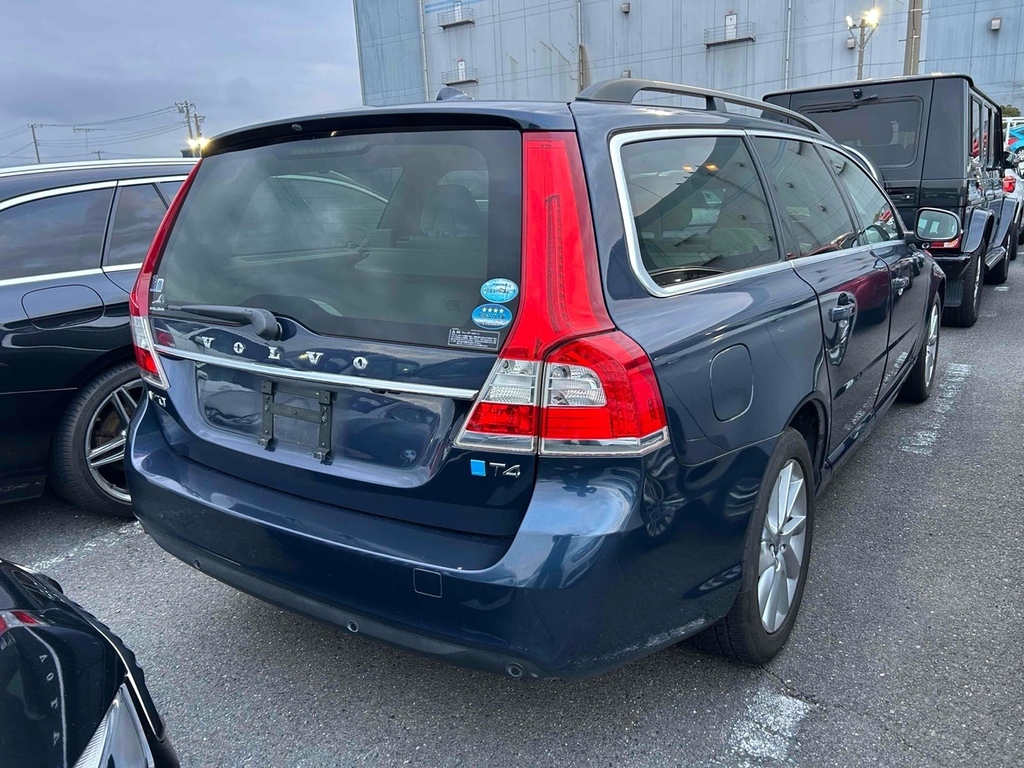 Volvo V70 T4 Se  #4
