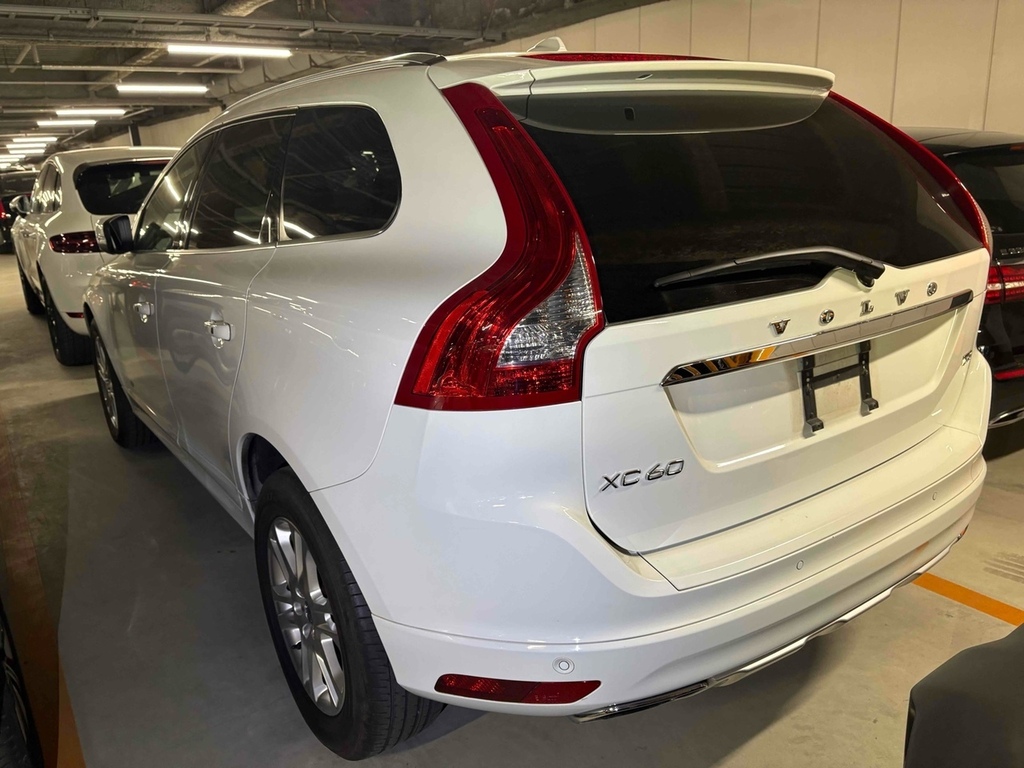 Volvo XC60 T5 Se #5