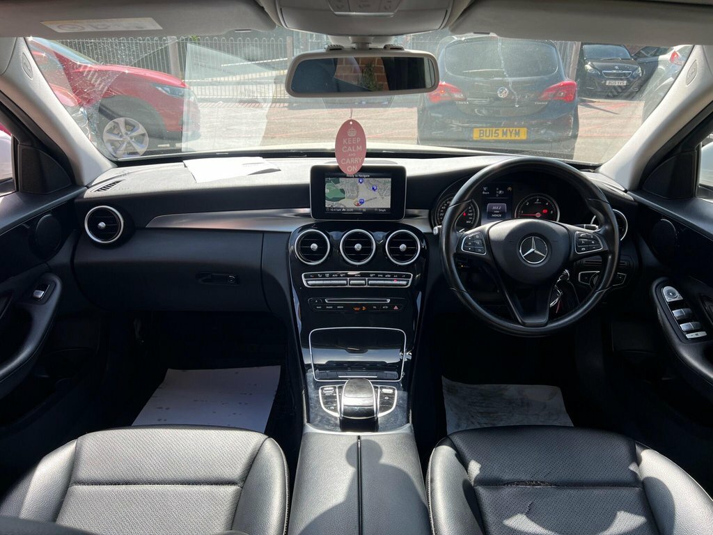 Mercedes-Benz C Class 2.1L Se KN65XGT White #2