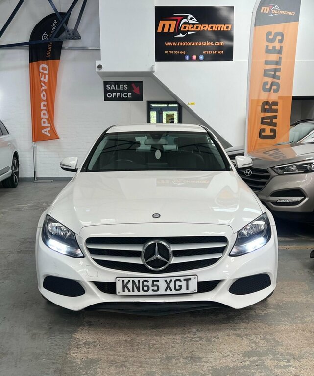 Mercedes-Benz C Class 2.1L Se KN65XGT White #5