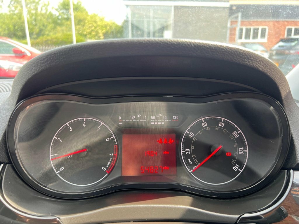 Vauxhall Corsa 1.4L Sting MM64WVC Red #3