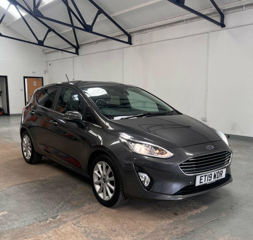 Ford Fiesta 1L Titanium ET19WDR Grey #4