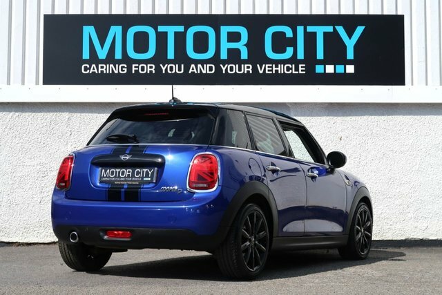 Mini Hatch 1.5 Cooper D Hatchback Steptronic Euro Blue #2