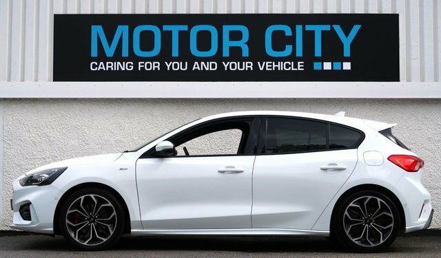 Ford Focus 2.0 Ecoblue St-line X Hatchback EA20VNF White #6