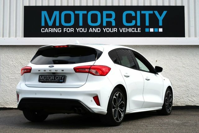 Ford Focus 2.0 Ecoblue St-line X Hatchback EA20VNF White #3
