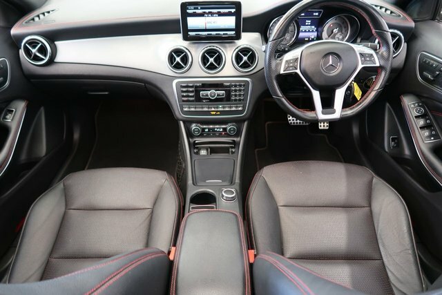 Mercedes-Benz GLA Class 2.1 Gla220 Cdi Amg Line Suv 7G-dct 4Mat Black