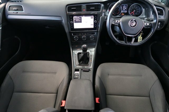 Volkswagen Golf 2.0 Tdi Se Nav Hatchback Euro 6 DE18SBV Black #2
