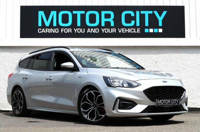 Ford Focus 1.5 Ecoblue St-line X Estate Euro Silver