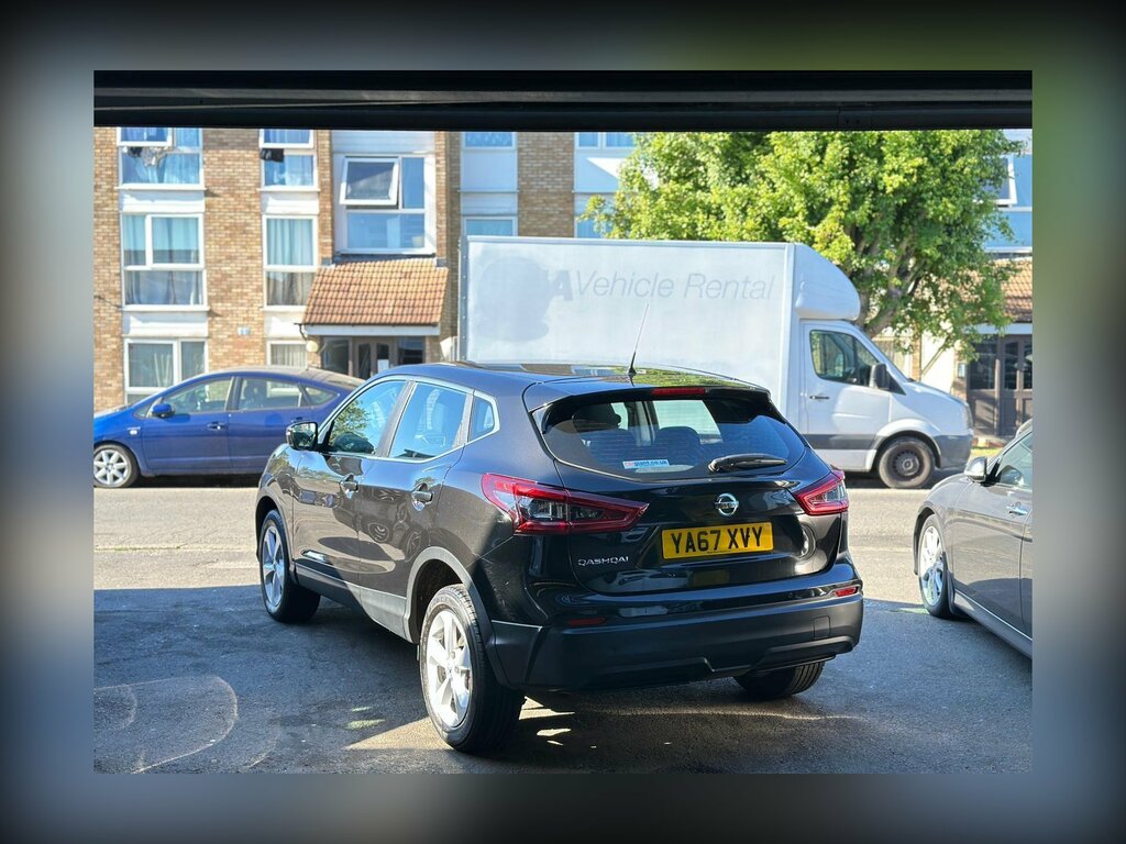 Nissan Qashqai 1.5 Dci Acenta Euro 6 Ss YA67XVY Black #6