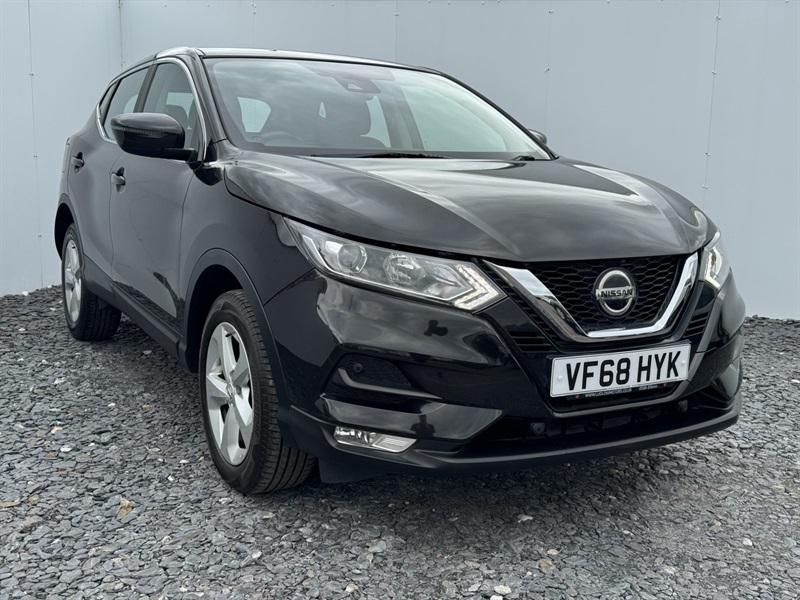 Nissan Qashqai 1.3 Dig-t Acenta Premium Suv Eur Black
