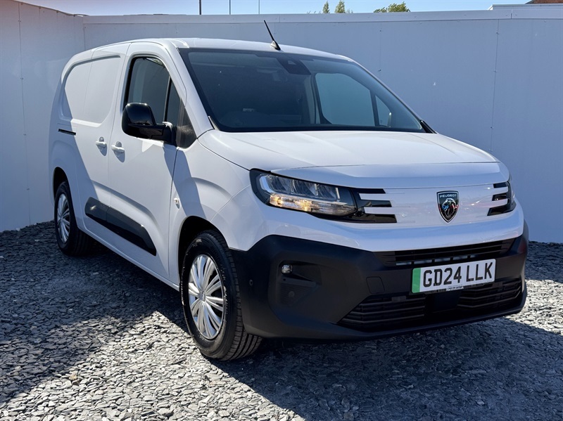 Peugeot E-Partner 750 52Kwh Asphalt Long Panel Van 6Dr White