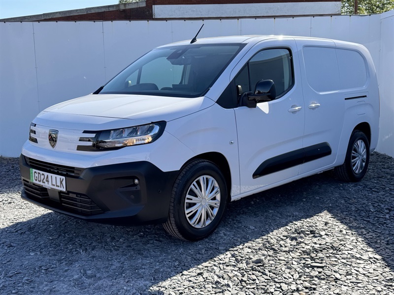 Peugeot E-Partner 750 52Kwh Asphalt Long Panel Van 6Dr White #3