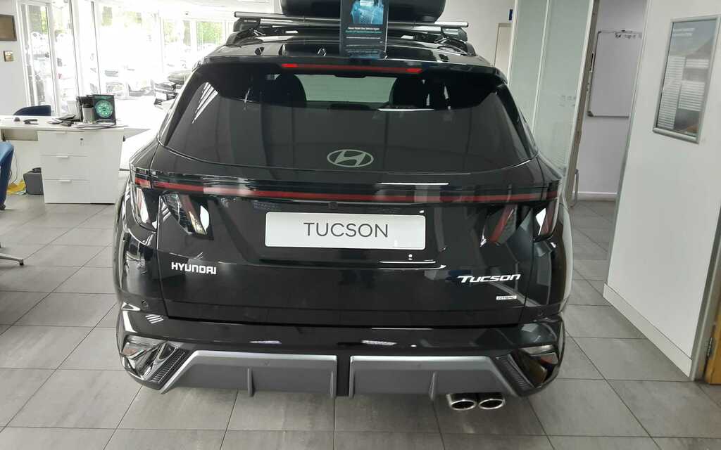 Hyundai Tucson 1.6T 150 N Line S Dct Black #4