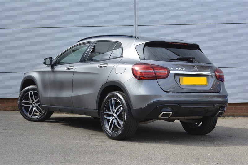 Mercedes-Benz GLA Class 1.6 Gla180 Urban Edition Suv 7G-dct Eur LB19CZH Grey #4