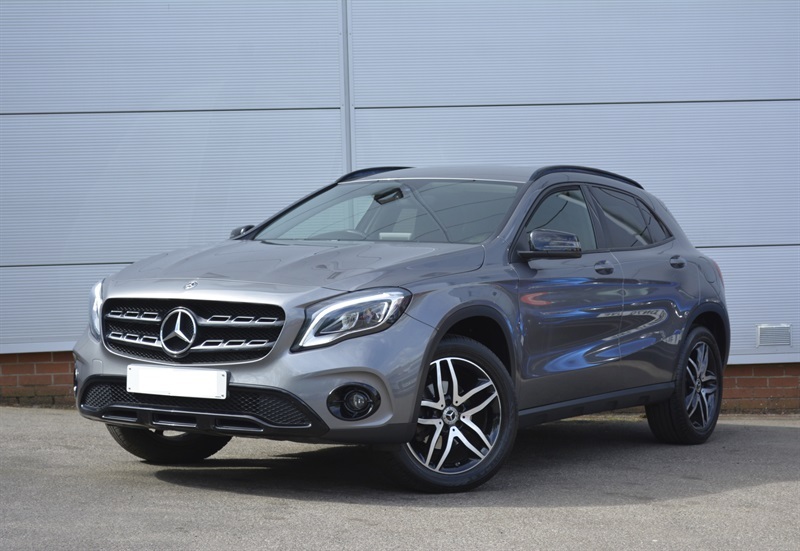 Mercedes-Benz GLA Class 1.6 Gla180 Urban Edition Suv 7G-dct Eur LB19CZH Grey #2