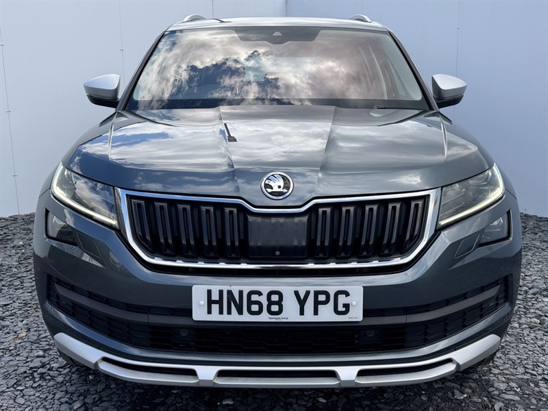 Skoda Kodiaq 2.0 Tdi Scout Suv Dsg 4Wd Euro 6 Ss Grey #2