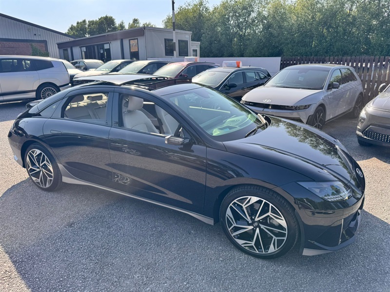 Hyundai Ioniq 6 77.4Kwh Ultimate Saloon 228 Ps Blue