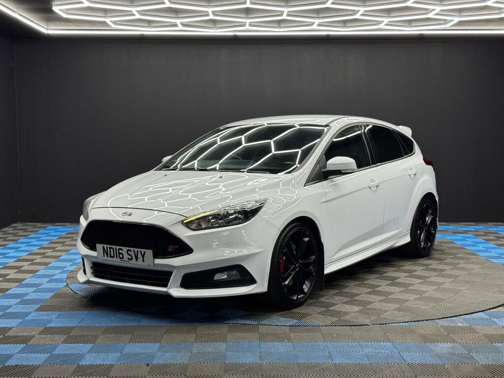 Ford Focus 2.0T Ecoboost St-2 Euro 6 Ss ND16SVY White #3