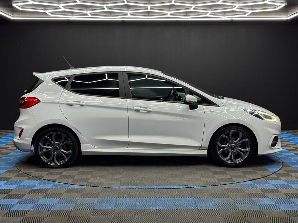 Ford Fiesta 1.0T Ecoboost St-line Euro 6 Ss WM18CZZ White #4