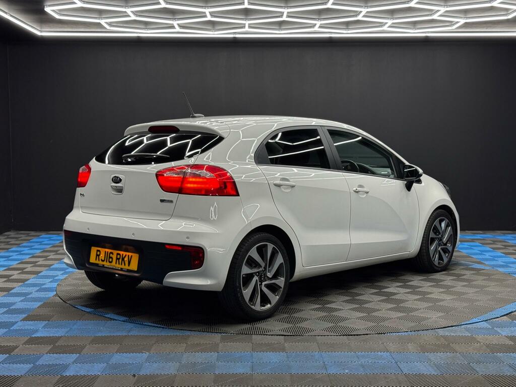 Kia RIO 1.4 Crdi Ecodynamics 3 Euro 6 Ss White #5