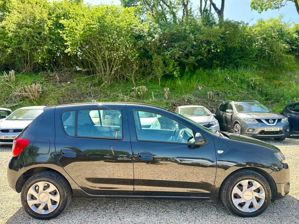 Dacia Sandero 1.2 Laureate Euro 5 VX63RYZ Black #5