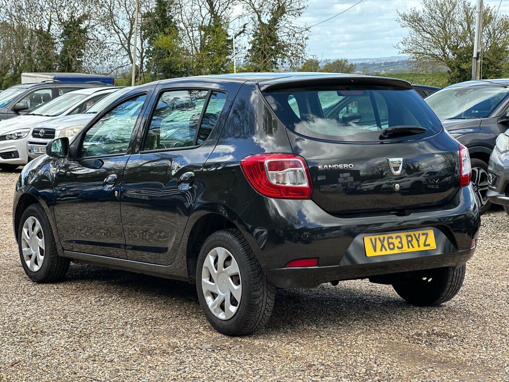 Dacia Sandero 1.2 Laureate Euro 5 VX63RYZ Black #4