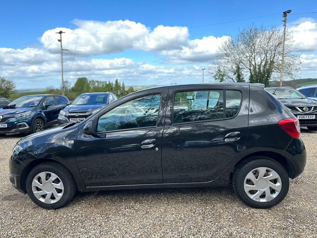 Dacia Sandero 1.2 Laureate Euro 5 VX63RYZ Black #6