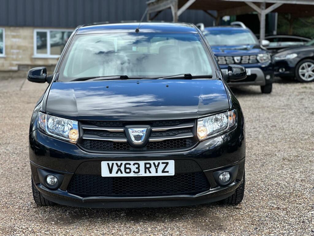Dacia Sandero 1.2 Laureate Euro 5 VX63RYZ Black #2