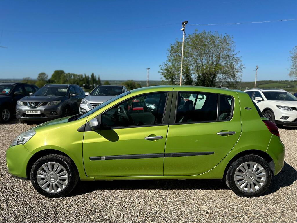 Renault Clio 1.2 I-music Euro 5 Green #5