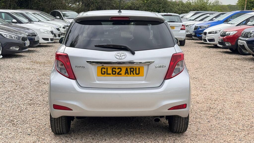 Toyota Yaris 1.33 Dual Vvt-i Trend Euro 5 Silver #6