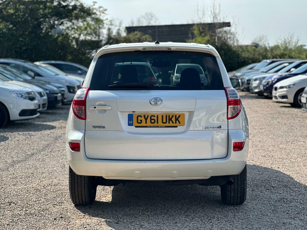 Toyota Rav 4 2.2 D-cat Xt-r 4Wd Euro 5 White #4