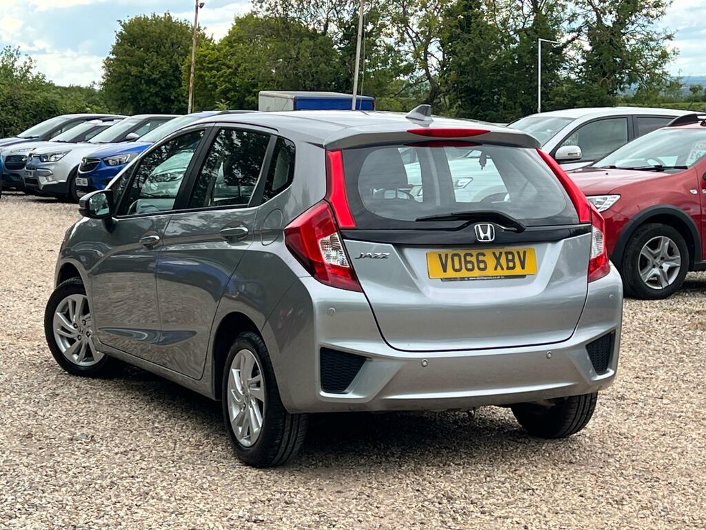 Honda Jazz 1.3 I-vtec Se Euro 6 Ss VO66XBV Silver #6