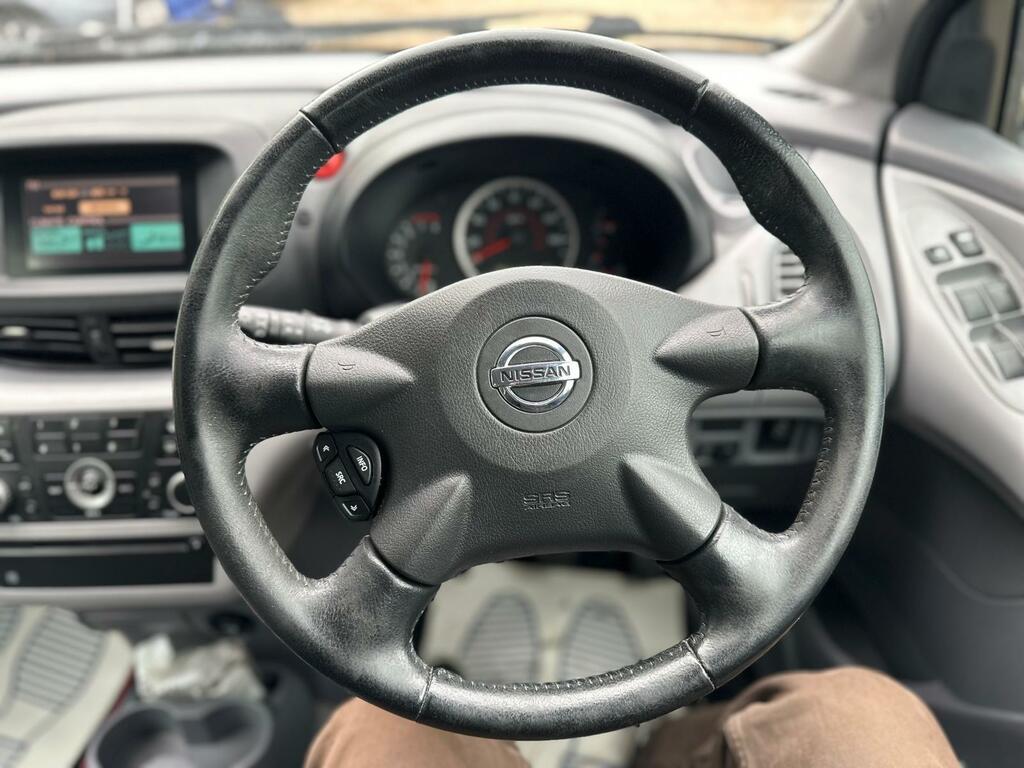 Nissan Almera Tino Se 5dr Red #12