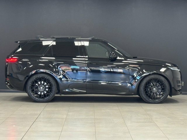 Land Rover Range Rover Sport 2023 3.0 D300 Mhev Dynamic Se Suv GX73VUT Black #4