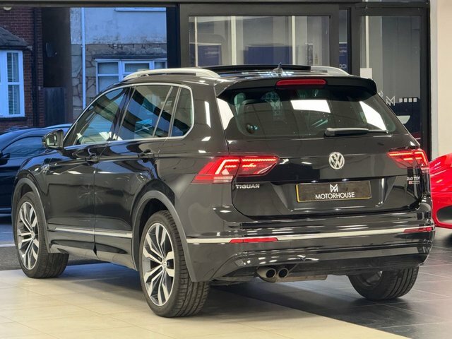 Volkswagen Tiguan 2017 2.0 Tdi Bluemotion Tech R-line Suv AK17DYU Black #2