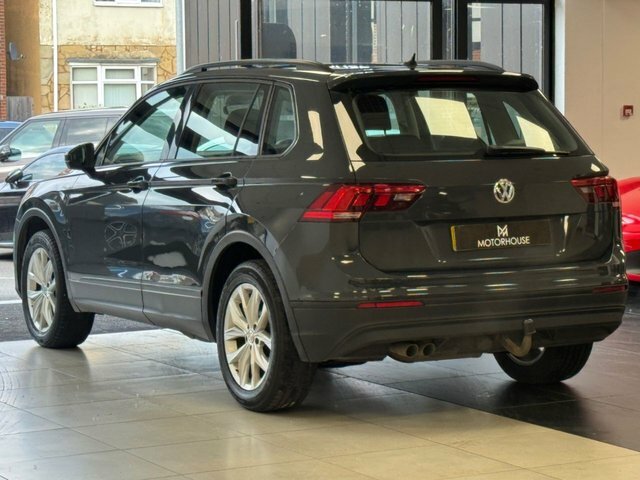 Volkswagen Tiguan 2020 2.0 Tdi S Suv Dsg 4Motion Euro 6 YA69OPF Grey #2