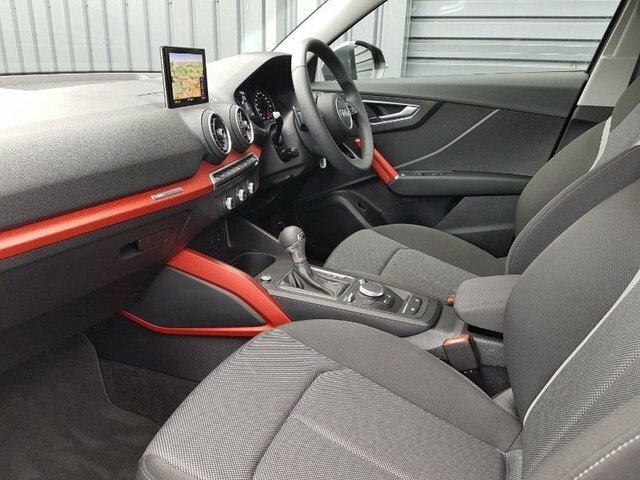 Audi Q2 2020 1.6 Tdi 30 Sport Suv S Tronic Euro FL20UFB Grey #5
