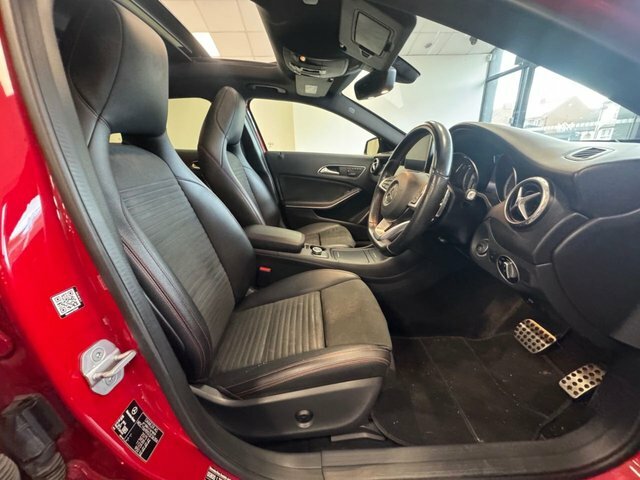 Mercedes-Benz GLA Class 2016 2.1 Gla220d Amg Line Premium Plus Suv D MF16WYX Red #3