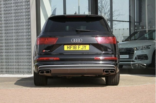 Audi SQ7 2018 4.0 Tdi V8 Suv Tiptronic Quattro E Black #3