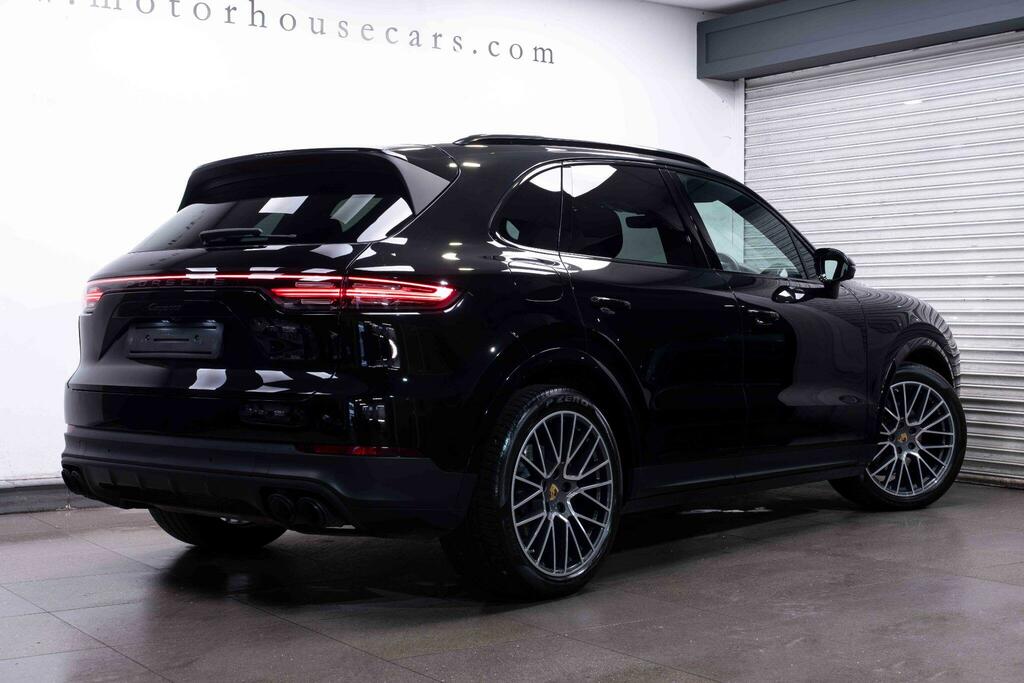 Porsche Cayenne 3.0T V6 Tiptronics 4Wd Euro 6 Ss YB72DWE Black #2