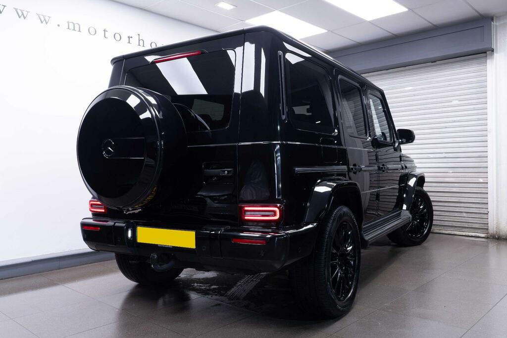 Mercedes-Benz G Class 2.9 G400d Amg Line Premium G-tronic 4Matic Euro Black #4