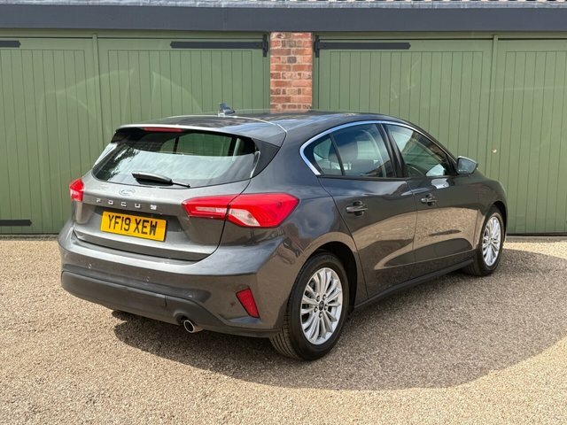 Ford Focus 2019 1.5 Ecoblue Titanium Hatchback Man YF19XEW Grey #6