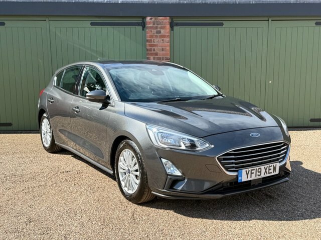 Ford Focus 2019 1.5 Ecoblue Titanium Hatchback Man YF19XEW Grey #3