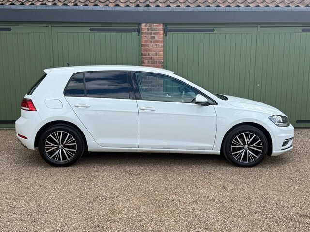 Volkswagen Golf 2019 1.0 Tsi Se Hatchback Euro 6 YC19WDJ White #4