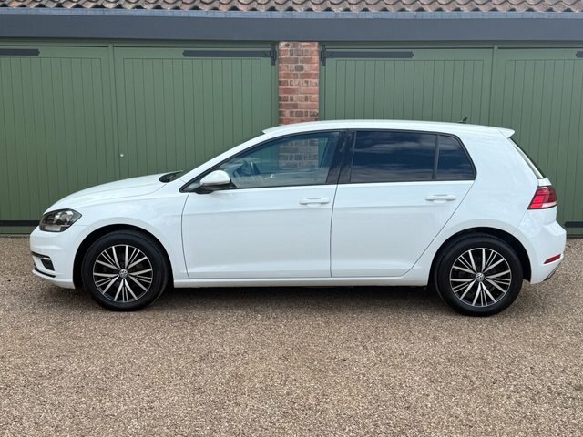 Volkswagen Golf 2019 1.0 Tsi Se Hatchback Euro 6 YC19WDJ White #5